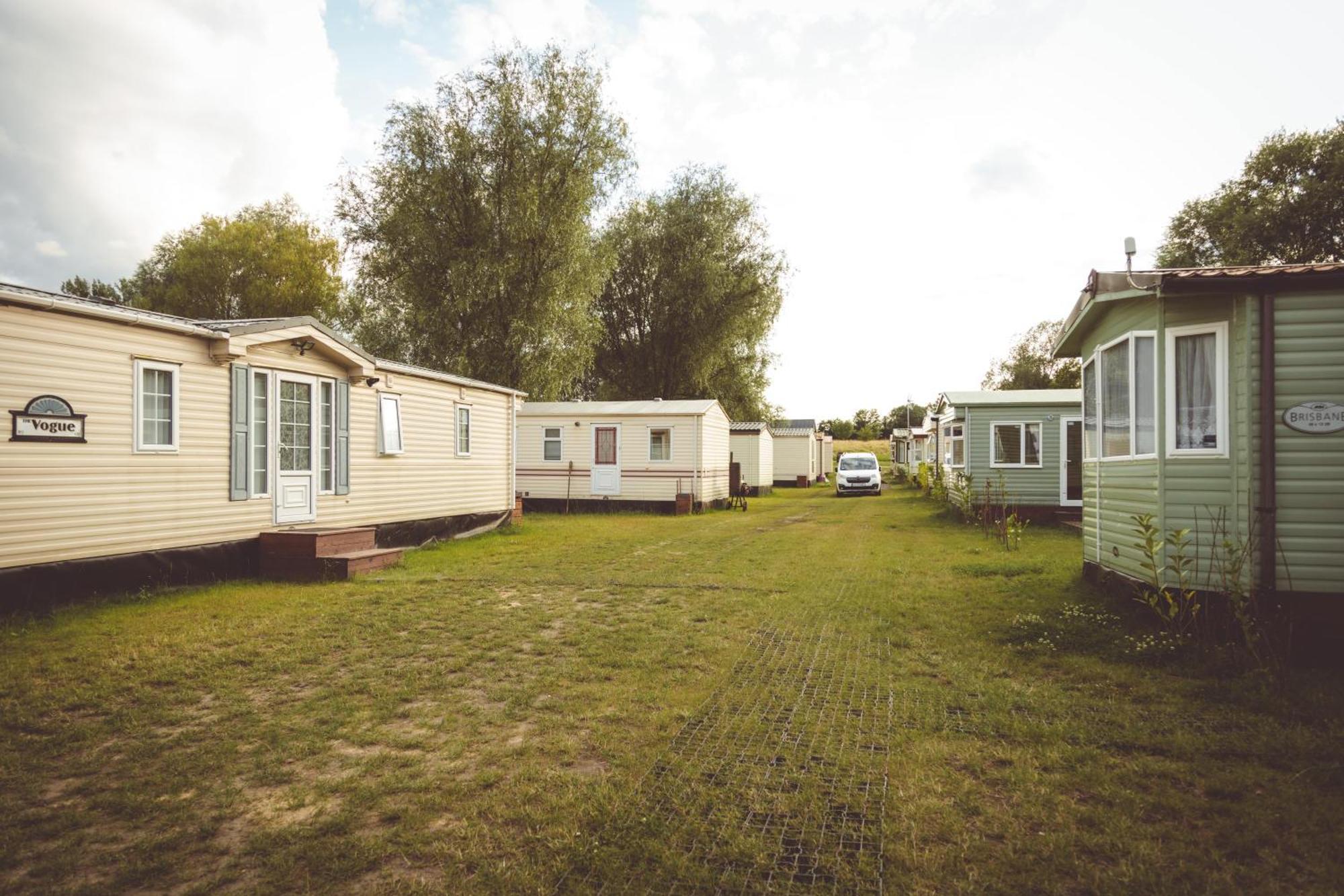 Villa Osrodek Wypoczynkowy "Marina Rozbejko" Myślibórz Esterno foto